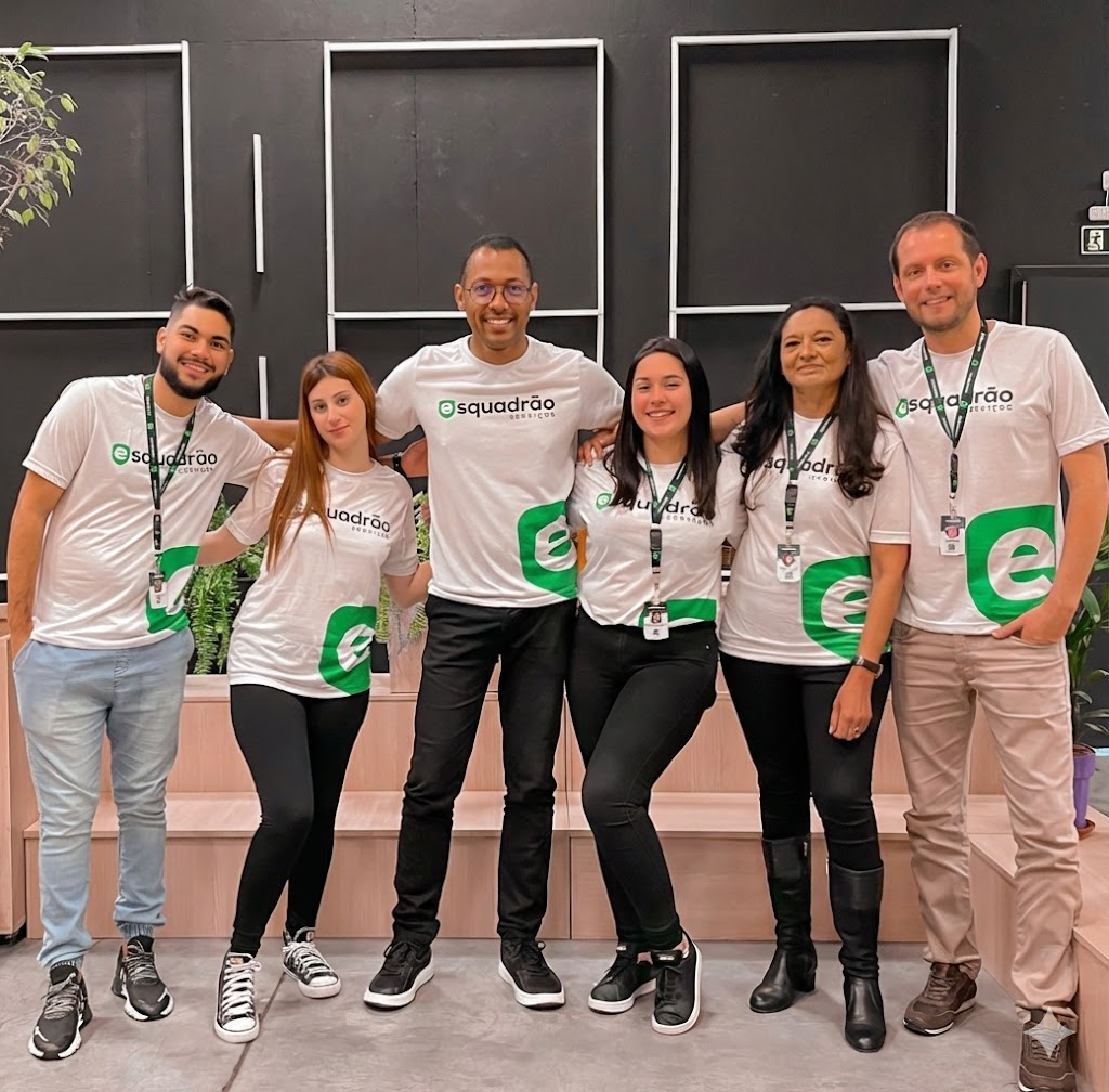 Equipe Esquadrão Serviços